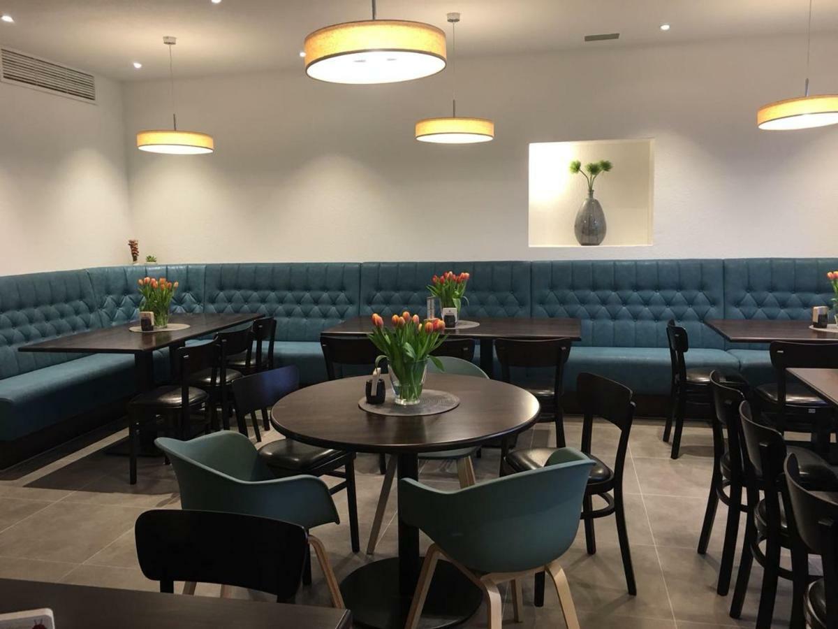 Jimmy Gastronomie & Uebernachtung Hotel Altheim  Екстериор снимка