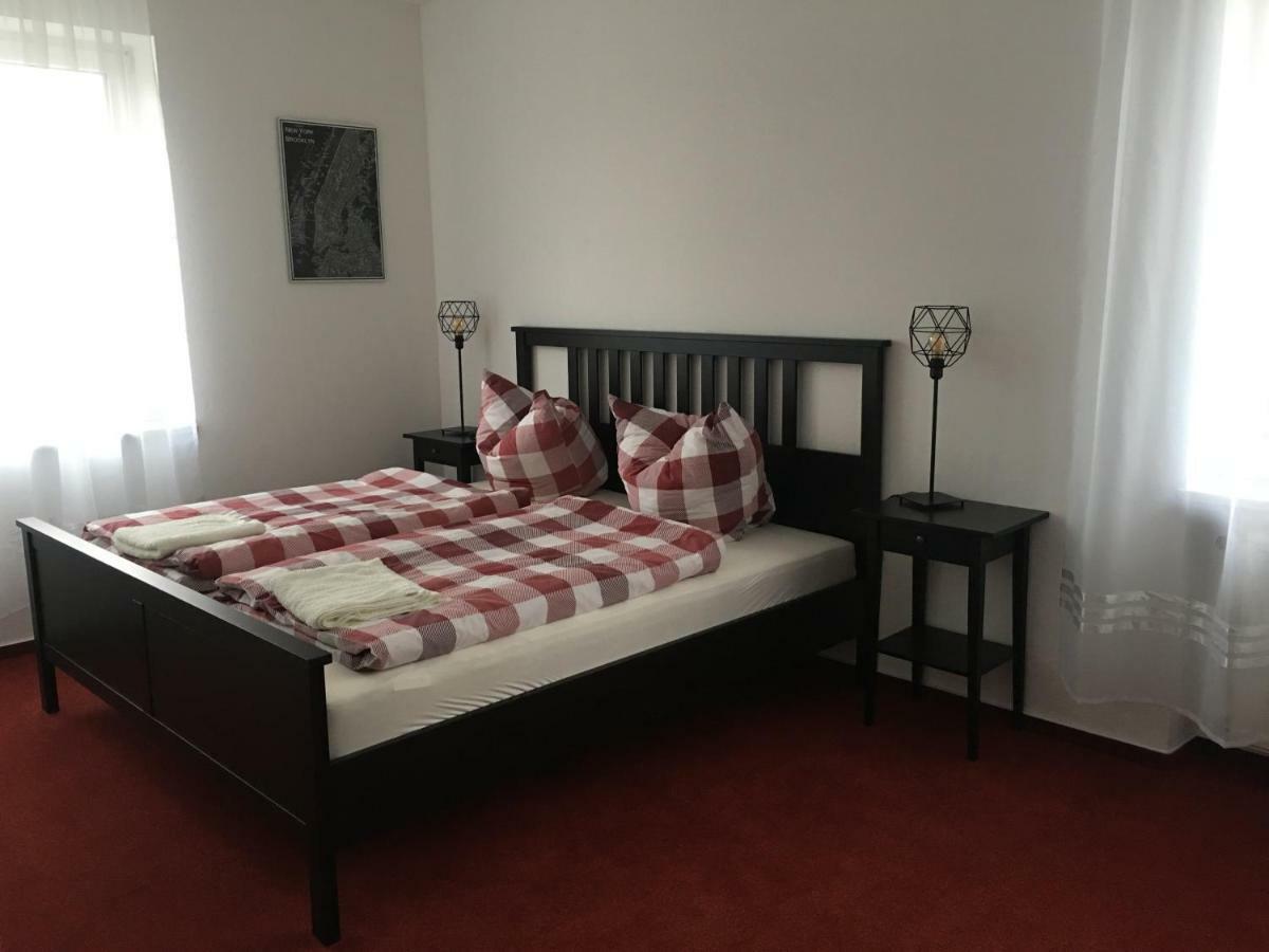 Jimmy Gastronomie & Uebernachtung Hotel Altheim  Екстериор снимка