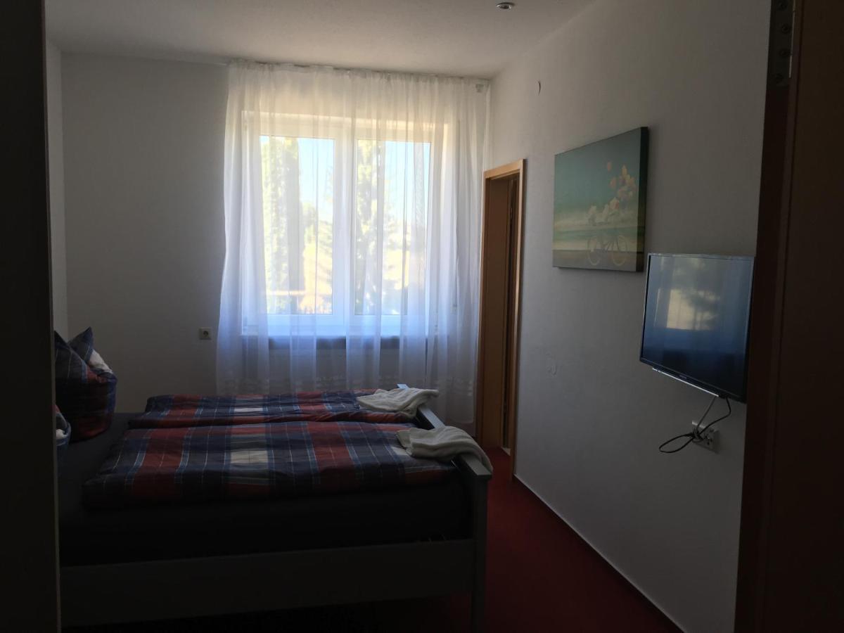 Jimmy Gastronomie & Uebernachtung Hotel Altheim  Екстериор снимка